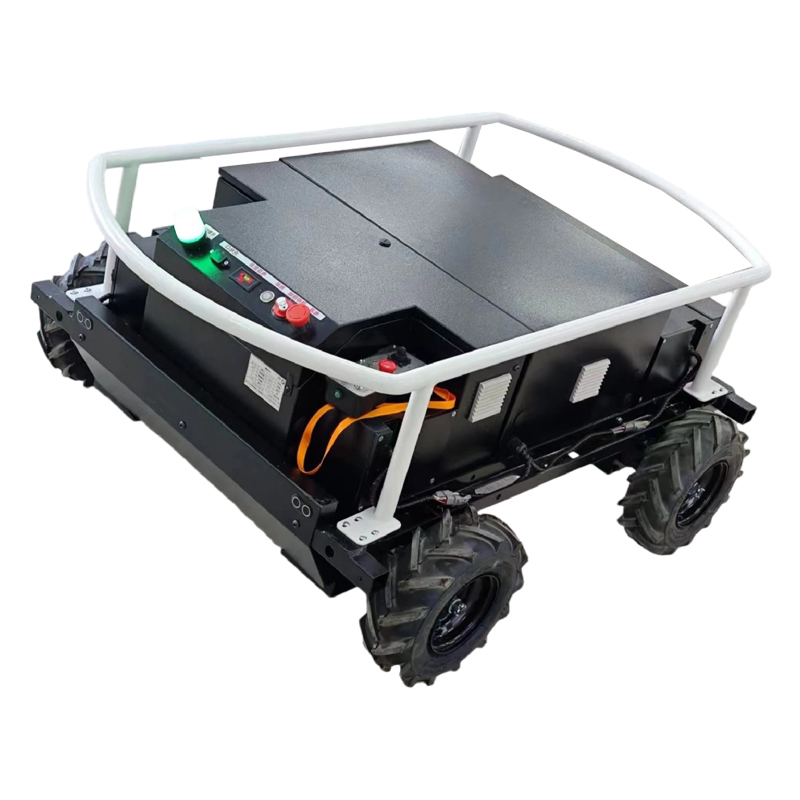 Four wheel traveling chassis