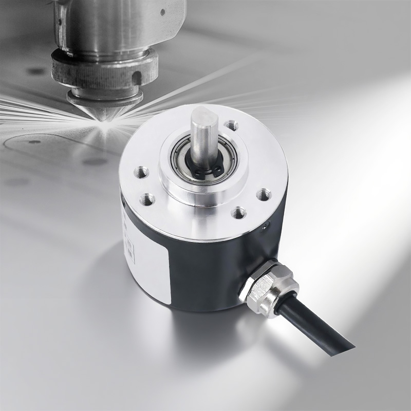 Flange incremental encoder with stainless steel shaft, low temperature resistance and wide voltage range